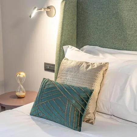 Castel Sant'angelo Luxury & Tour